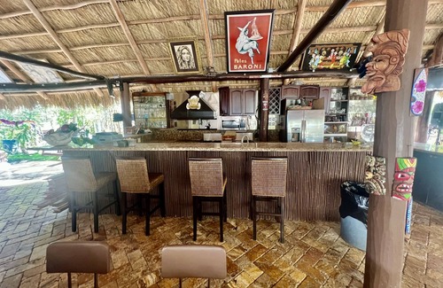 Deerfield Beach Apartment | Private Studio, Hotel Style - Tiki Studio 4