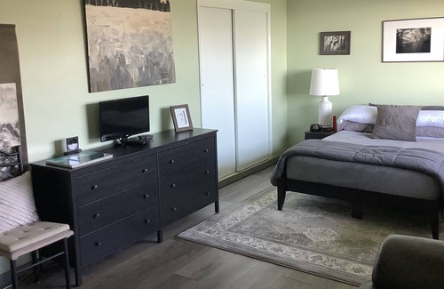 Westwood Highlands Apartment | Private Studio with Panoramic San Francisco Views