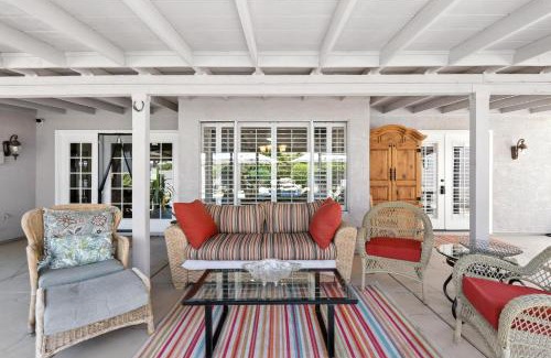Northwood Glen House | Private Tuscany Oasis with Pool - Perfect for families, couples or business travelers home