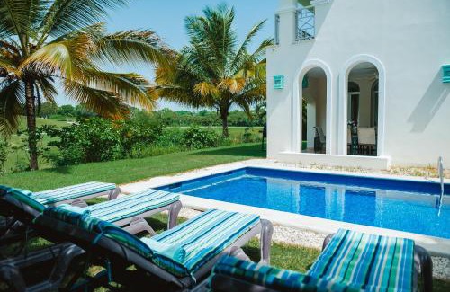 Bavaro Villa | Private Villa LaPerla Iberosta 3BDR, Pool, Beach, WiFi