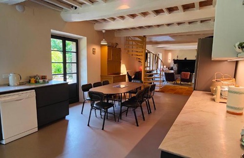 Lisciano Niccone Villa | Private villa with extensive gardens and pool