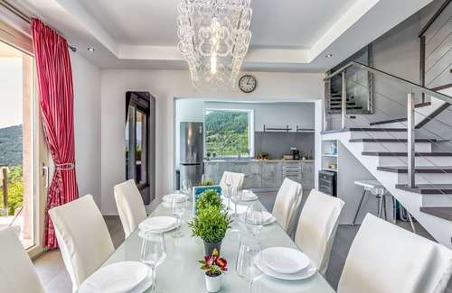 Golubici Villa | Private Villa with A/C, hot tub, private pool, WIFI, TV, terrace, pets allowed, panoramic view