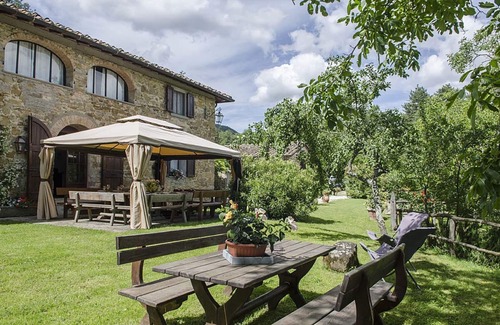 Borgo San Lorenzo Villa | Private Villa with private pool, A/C, WIFI, sauna, hot tub, TV, patio, pets allowed, panoramic view