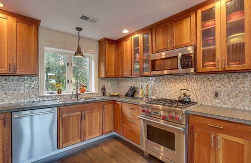 Sebastopol House | Private Wine Country Retreat with Views, Large Deck & Spa