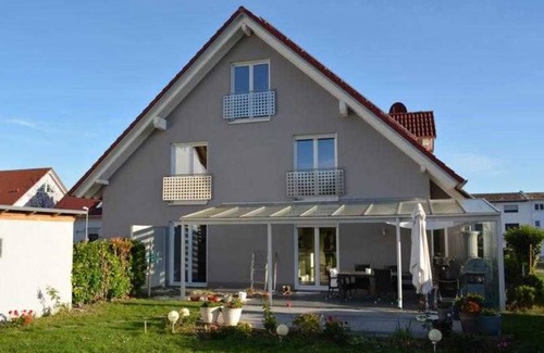 Munzingen Apartment | Privatzimmer 3 - Guesthouse Privatzimmer in Freiburg im Breisgau