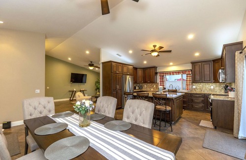 Chino Hills House | Professionally Cleaned Cozy Home*Gateway*Two parking garage
