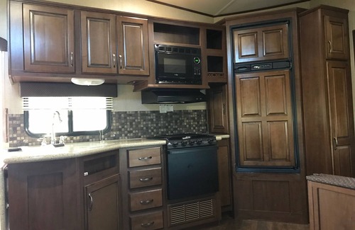 State College House | PSU TAILGATE RV at BEAVER STADIUM