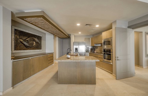 La Paz Apartment | Puerta Cortés Residences by Lumina