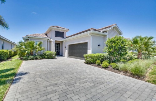 Punta Gorda House | Punta Gorda Home with Lanai and Golf Course View!