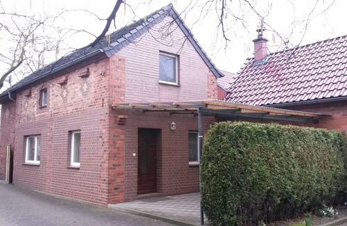 Calau House | Pure relaxation - vacation home with idyllic garden near the Spreewald and lake landscape