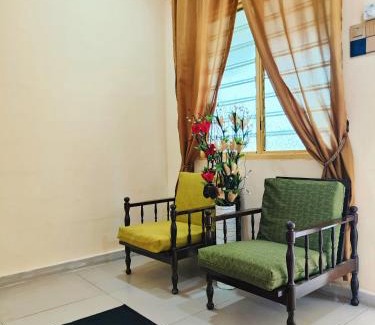 Malacca City House | Puteri Duyong Homestay