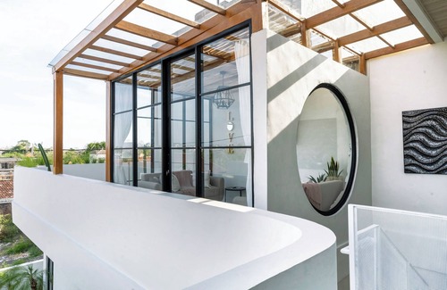 Legian Villa | Putih Susu Villa
