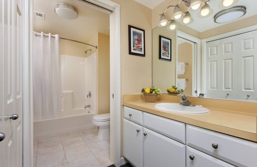 Oceanside Resort | Quaint beachfront community!