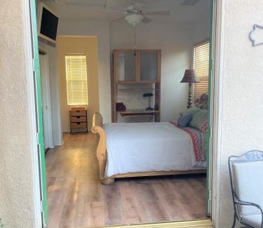 Indio Apartment | Quaint Coachella Music Festival Casita