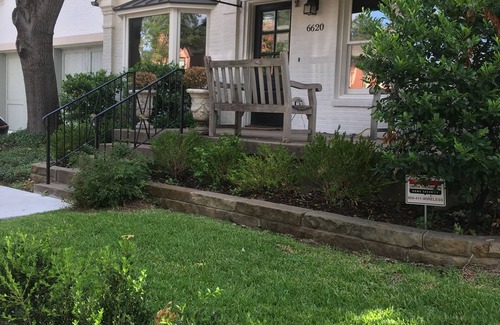Park Cities House | Quaint Cottage in the Heart of the Park Cities
