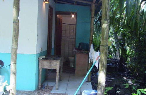 Tres Rios Cabin | Quaint Little Cabina Located near all Services, Nestled in a Jungle Environment
