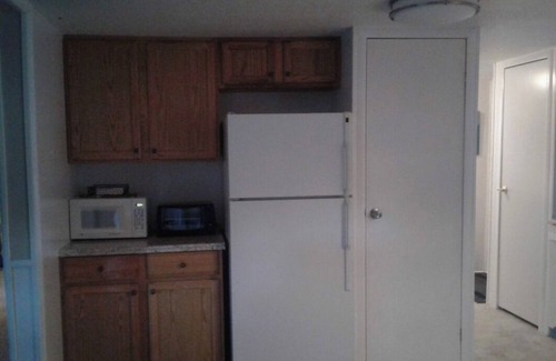 Marble House | QUAINT, PRIVATE ON CREEK WITH WATERFALL