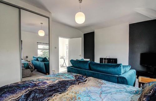 Wallasey Apartment | Quaint Studio Apartment Near To Waterfront