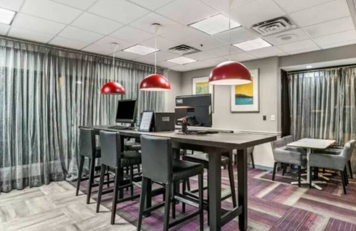 Hanover House | Quality and Dependable! 2 Double Beds