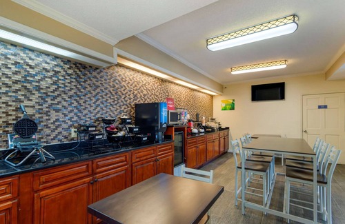 Ashburn Hotel | Quality Inn Ashburn