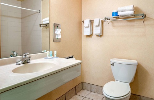 Boyd Acres Hotel | Quality Inn Bend North