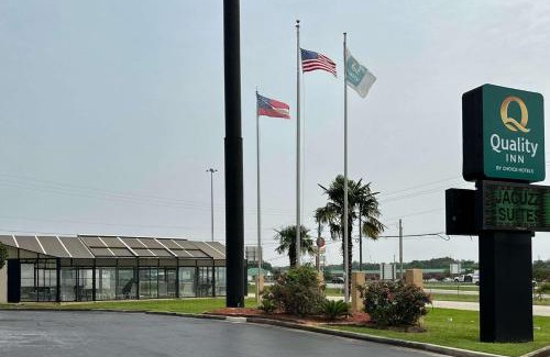 Byron Hotel | Quality Inn Byron - Warner Robins