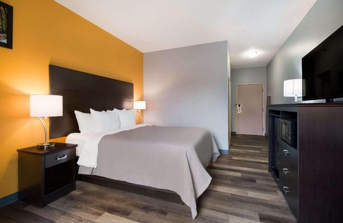 Kedron Hotel | Quality Inn Columbia I-65