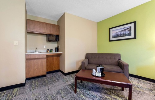 Morgantown Hotel | Quality Inn Morgantown