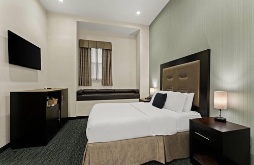 Midtown Village Hotel | Quality Inn Philadelphia Center City