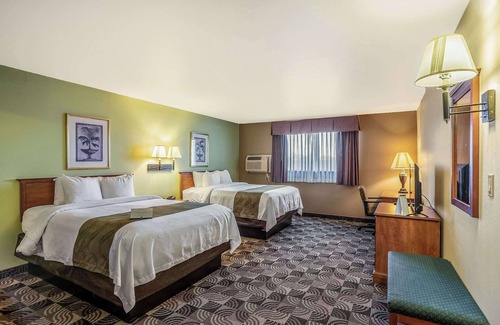 Hannibal Hotel | Quality Inn & Suites Hannibal West