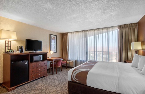 Page Hotel | Quality Inn View of Lake Powell - Page