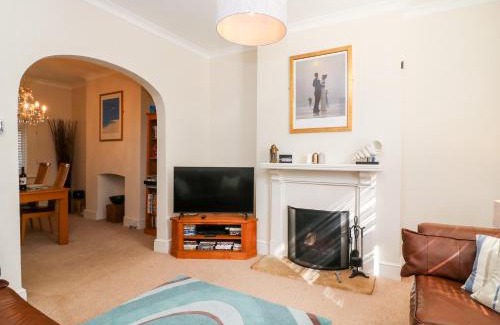 Weymouth House | Quay Cottage