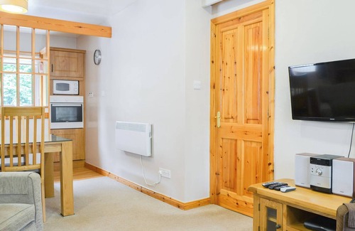 Waterhead Cottage | Quaysiders Club D - UK34760