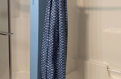 Kirksville House | Queen's Quarters : 3 bedroom/1 bath Townhome, Centrally Located.