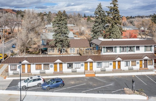 West Colorado Springs Apartment | Quest Rest - Unit 4