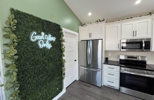 Chattanooga House | Quiet 1BR- 5 mins away from Aquarium