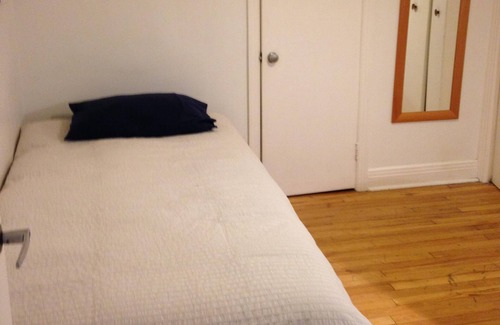 Ville-Emard Apartment | Quiet 2-Bedroom-Furnished Apart, Large Garden, Parking available, Subway Nearby