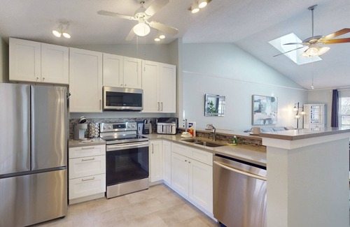 Capri Isle Condo | Quiet and Private Complex Off the Main Strip. Easy Stroll to Beach, Shopping, Activities. Pool.