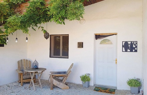 Verfeil Apartment | Quiet apartment with swimming pool in the countryside near Toulouse