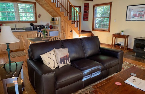 Mendocino Cabin | Quiet Cabin on 5 Acres Minutes From Mendocino and Ocean