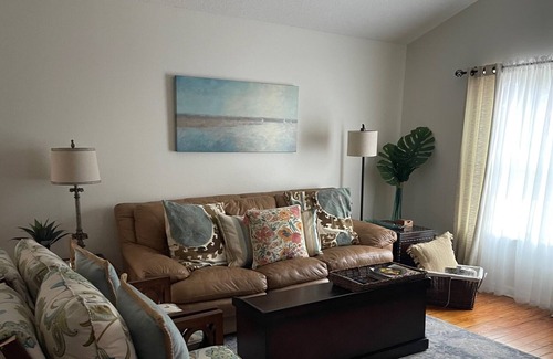 Edgewood Cottage | Quiet Cottage Retreat