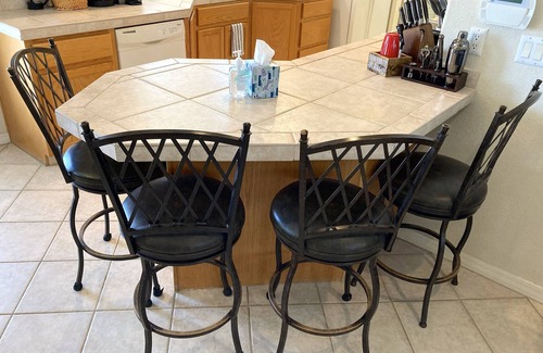 Lake Havasu City House | Quiet cul-de-sac location with lake views from rooftop terrace