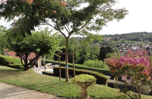Sarlat-la-Caneda Apartment | Quiet, dead-end street, 10 minutes' walk from the town center, ground floor