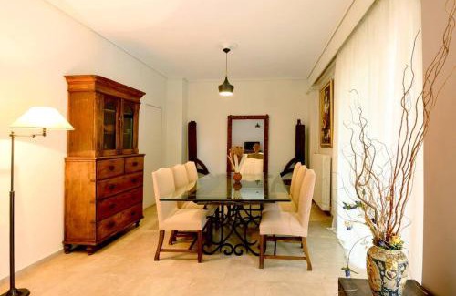 Voula Apartment | Quiet Family apartment with Garden and Balconies