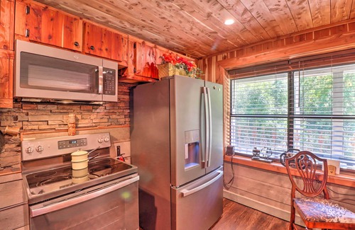 Calico Rock House | Quiet, Historic Manor: Located in Ghost Town!