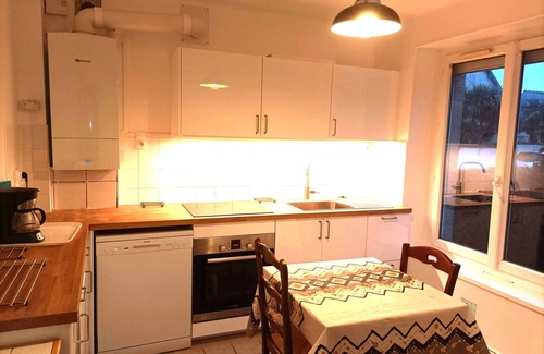 Esperance-Cottages House | Quiet house - Enclosed garden - Free parking, vehicle not required