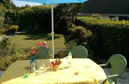 Esperance-Cottages House | Quiet house - Enclosed garden - Free parking, vehicle not required