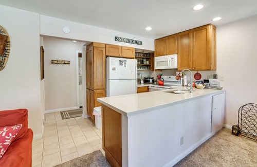 Majestic Pines Condo | Quiet Mammoth Lakes Condo w/Fantastic View!