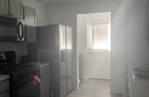 Porter House | Quiet new construction home on culdesac street