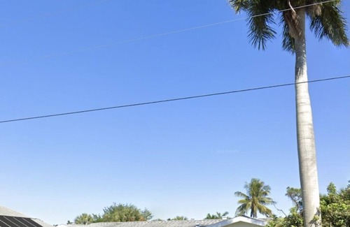 Lochmoor Waterway Estates House | Quiet, Peaceful, Beachy Waterfront Home